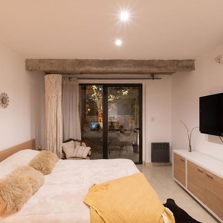 Cbmona Suites Villa Mercedes Bagian luar foto