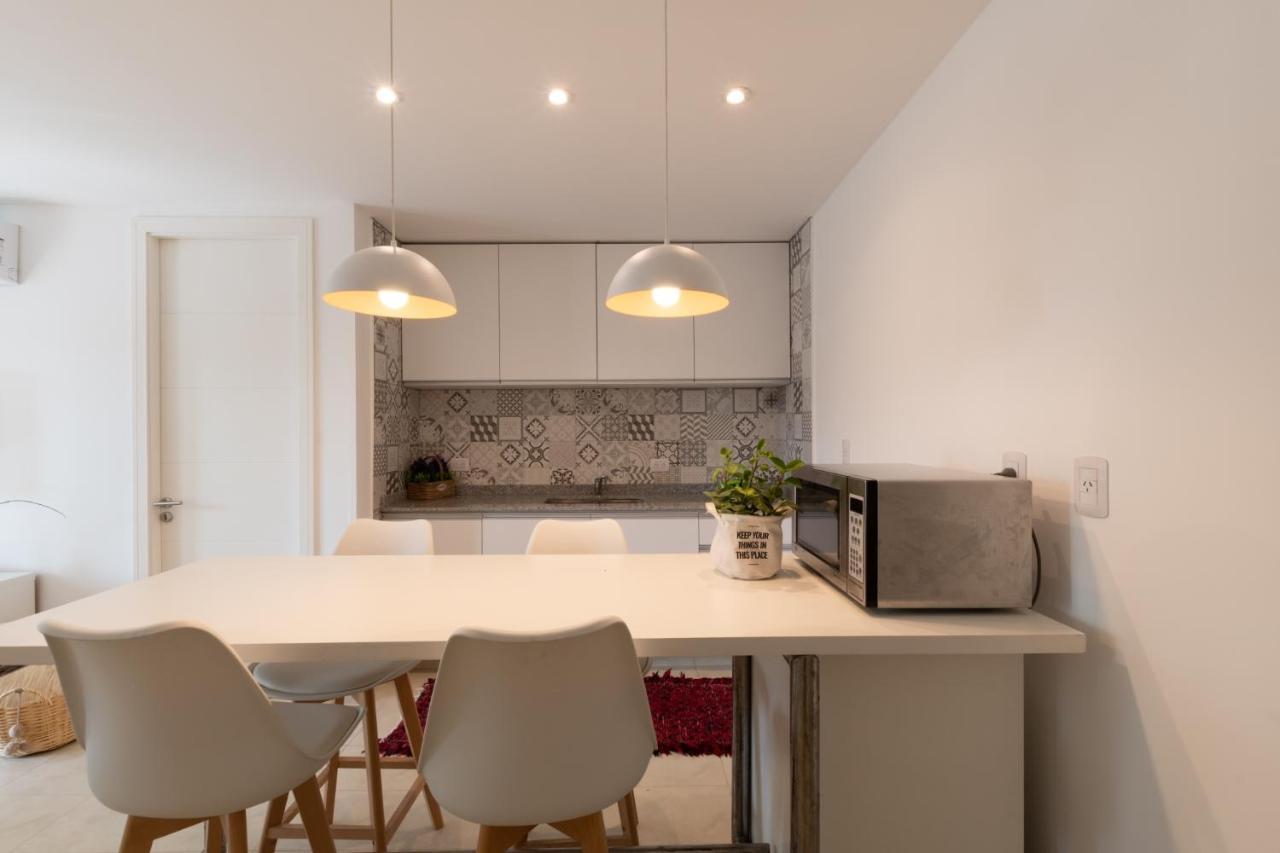 Cbmona Suites Villa Mercedes Bagian luar foto