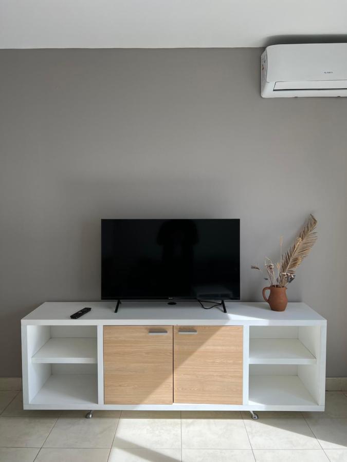 Cbmona Suites Villa Mercedes Bagian luar foto