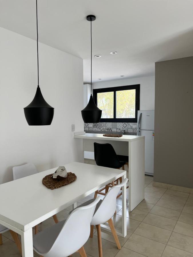 Cbmona Suites Villa Mercedes Bagian luar foto