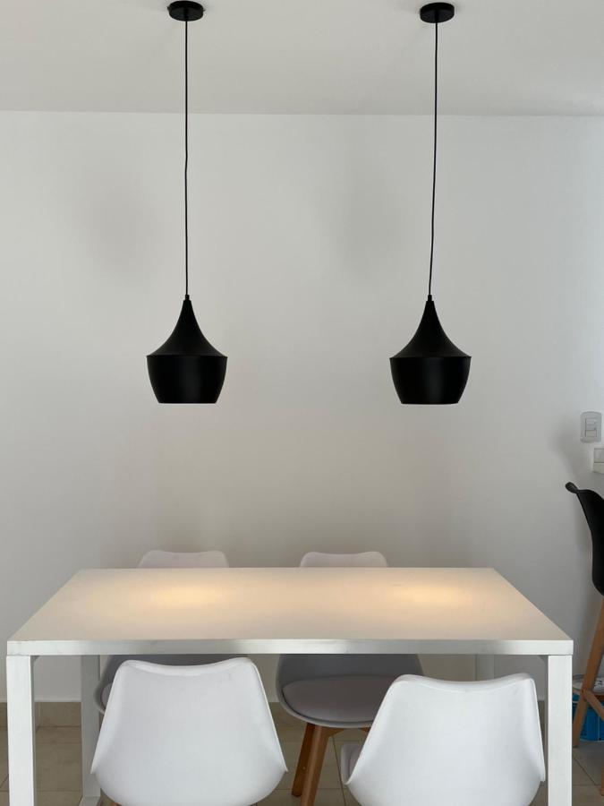 Cbmona Suites Villa Mercedes Bagian luar foto