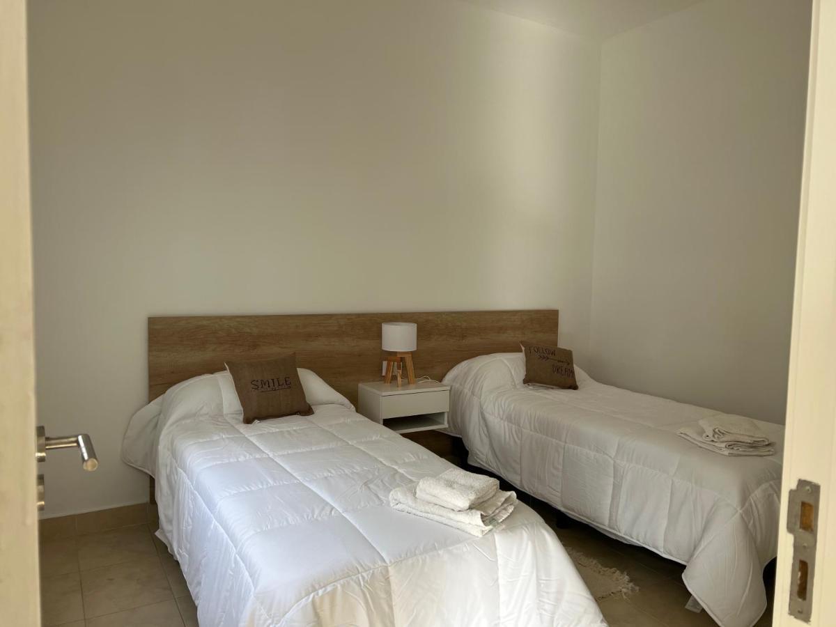 Cbmona Suites Villa Mercedes Bagian luar foto